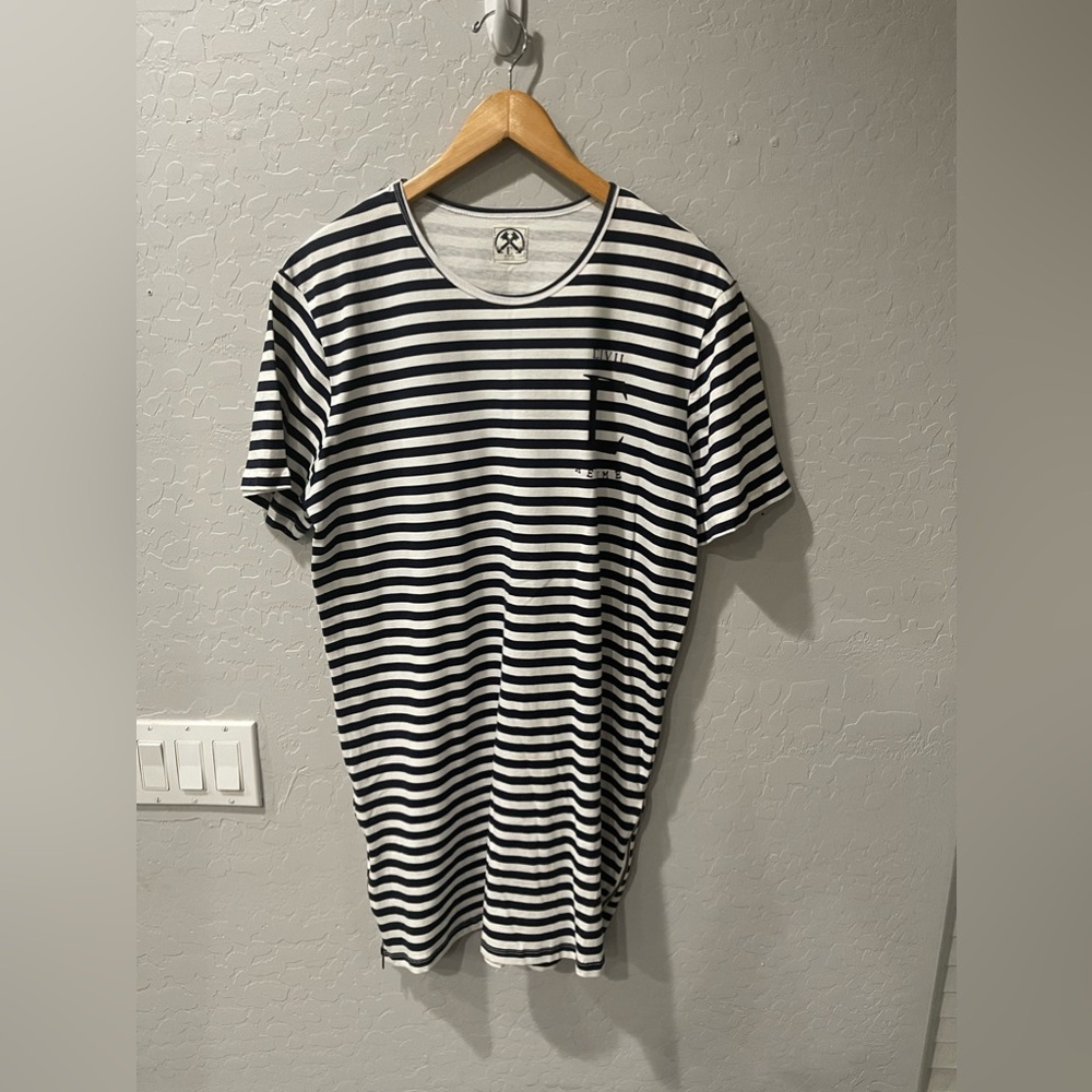 Civil Regime‎ Striped “08” Zip Shirt Size Large